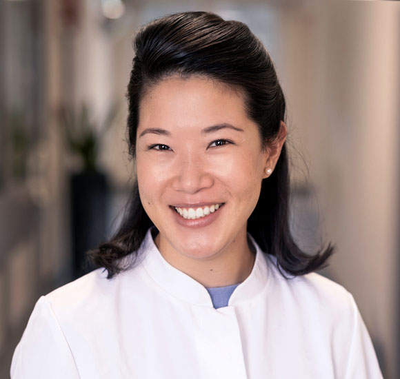 Dr. Jasmina Hahn